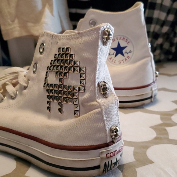 Converse Shoes - Embellished chuck taylors